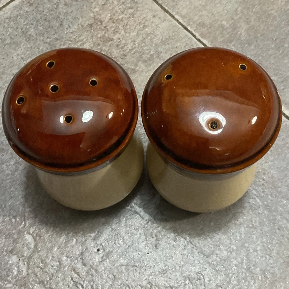 Brown and Cream Ceramic Shakers